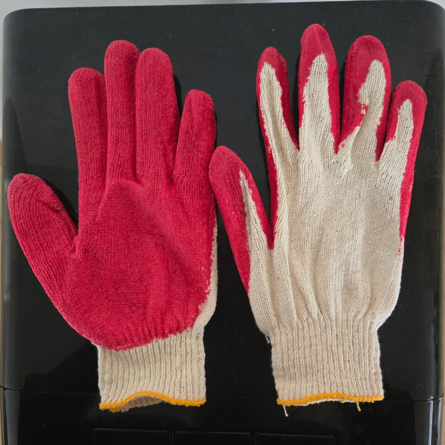 60 Pairs of Red Latex-Coated Work Gloves – Heavy-Duty Grip – Safety Knit Gloves